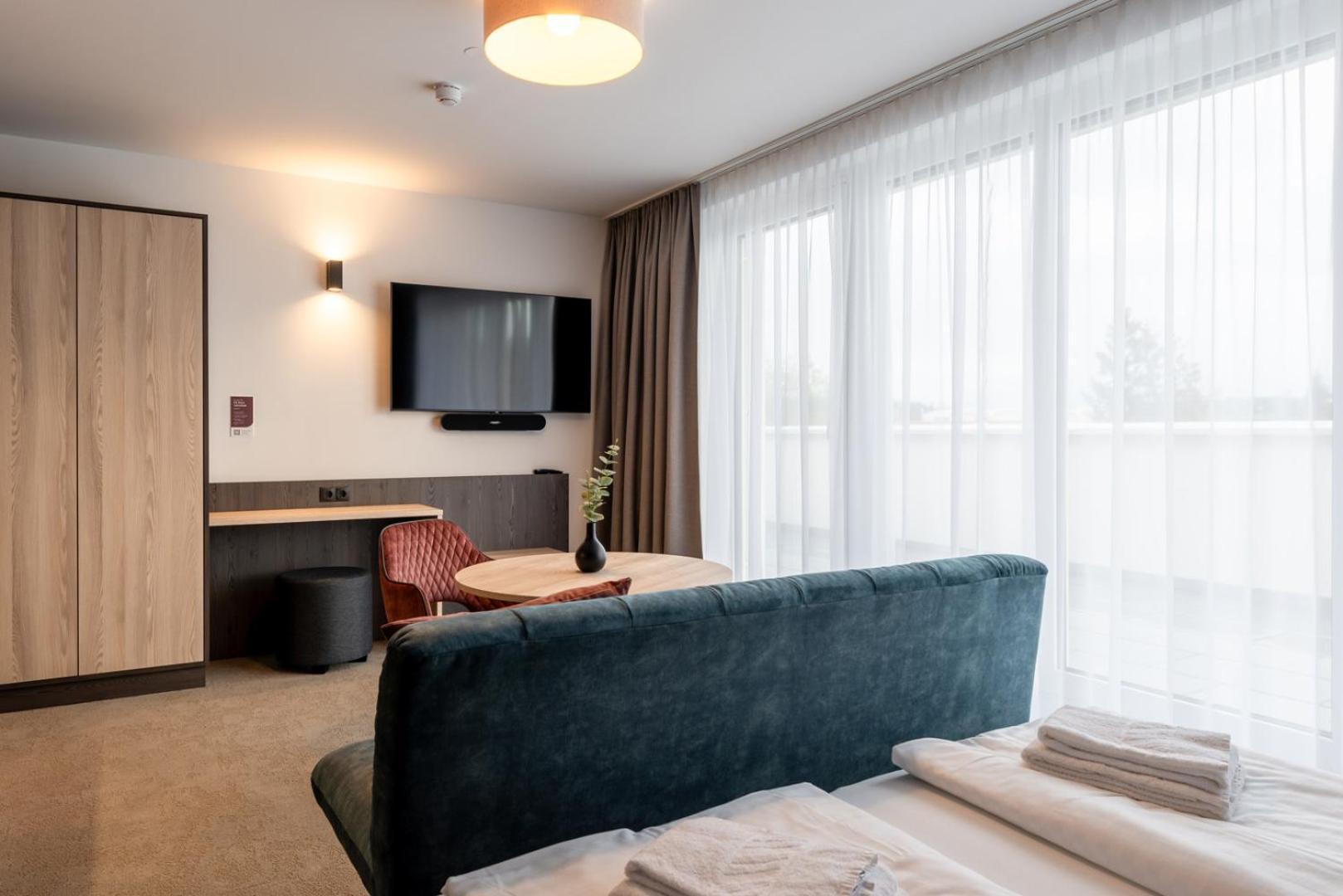 Hotel Novapart Stay Smart Вельс Экстерьер фото
